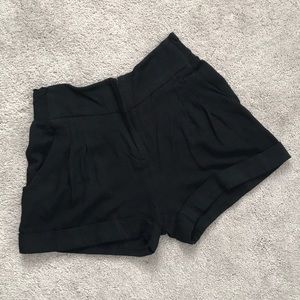 Sparkle & Fade black blousy shorts